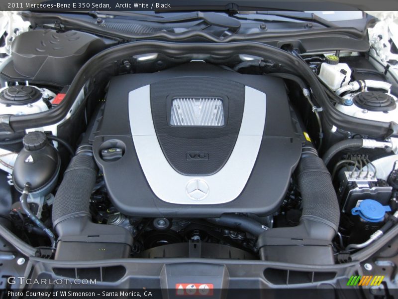 Arctic White / Black 2011 Mercedes-Benz E 350 Sedan