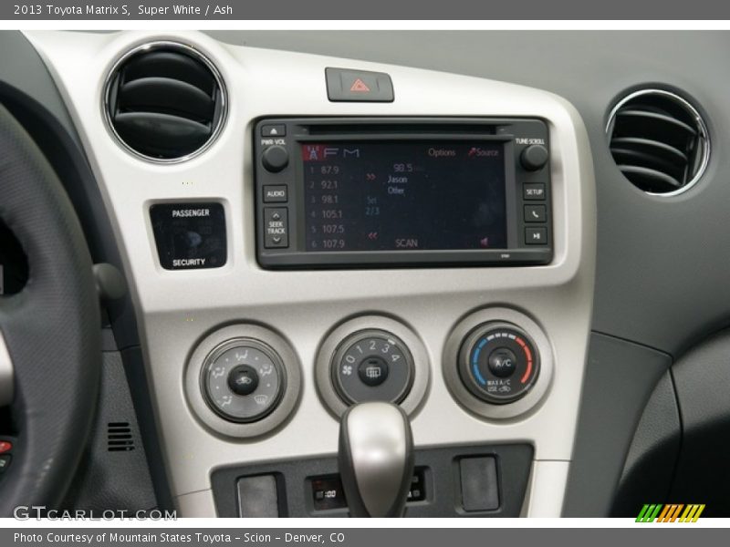 Super White / Ash 2013 Toyota Matrix S