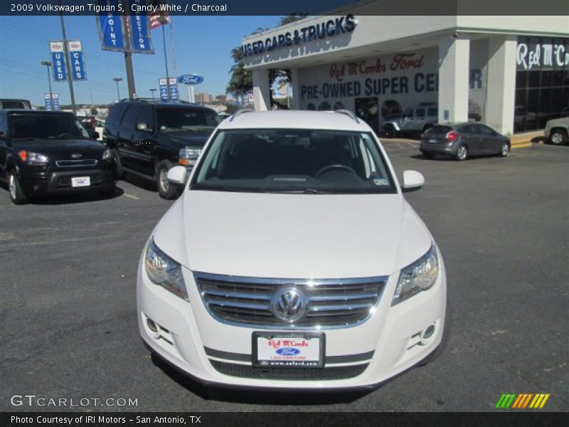 Candy White / Charcoal 2009 Volkswagen Tiguan S