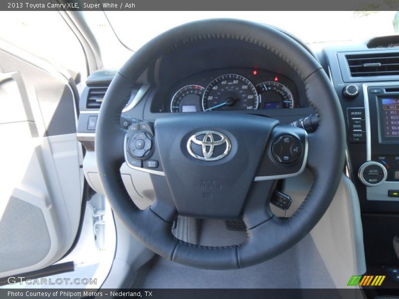 Super White / Ash 2013 Toyota Camry XLE