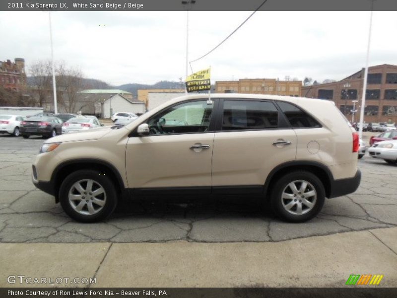 White Sand Beige / Beige 2011 Kia Sorento LX