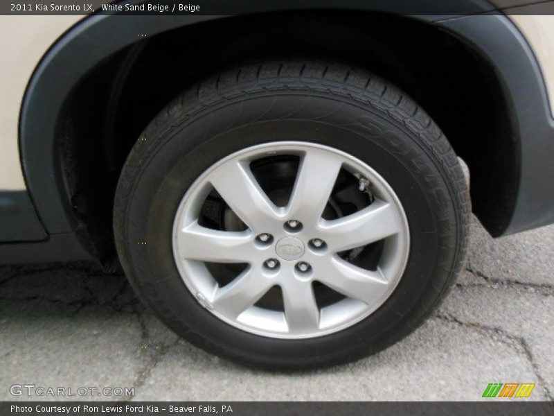 White Sand Beige / Beige 2011 Kia Sorento LX