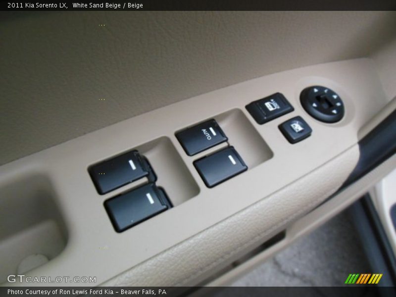 White Sand Beige / Beige 2011 Kia Sorento LX