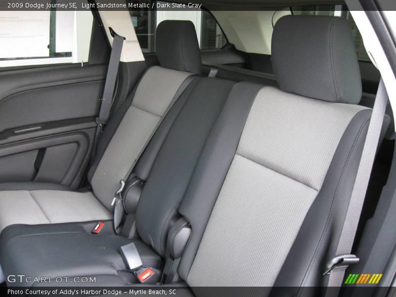 Light Sandstone Metallic / Dark Slate Gray 2009 Dodge Journey SE