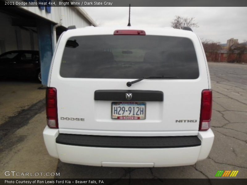 Bright White / Dark Slate Gray 2011 Dodge Nitro Heat 4x4