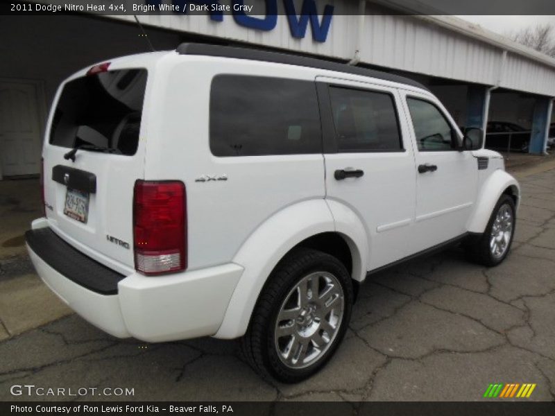 Bright White / Dark Slate Gray 2011 Dodge Nitro Heat 4x4