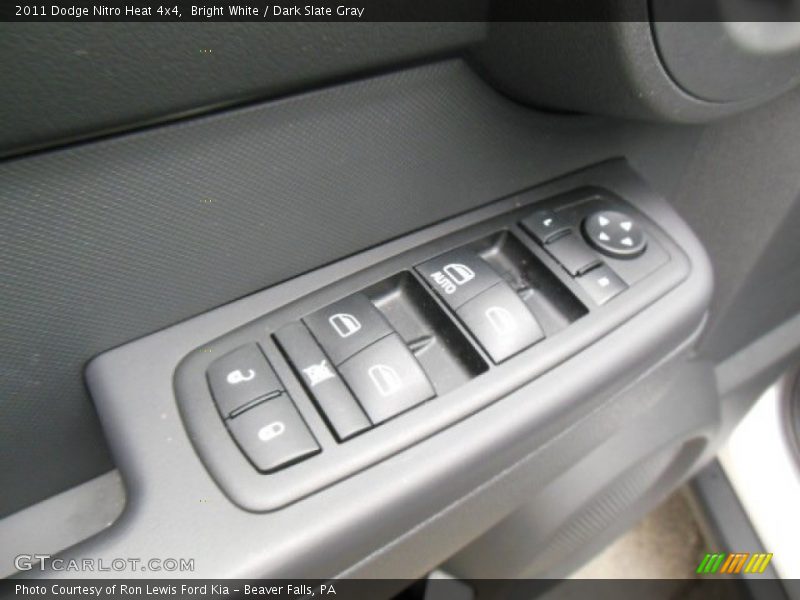 Bright White / Dark Slate Gray 2011 Dodge Nitro Heat 4x4