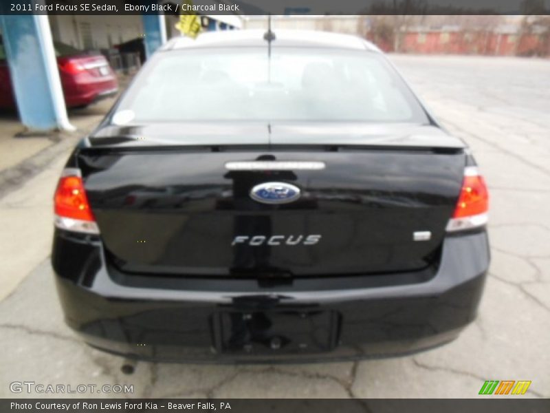 Ebony Black / Charcoal Black 2011 Ford Focus SE Sedan