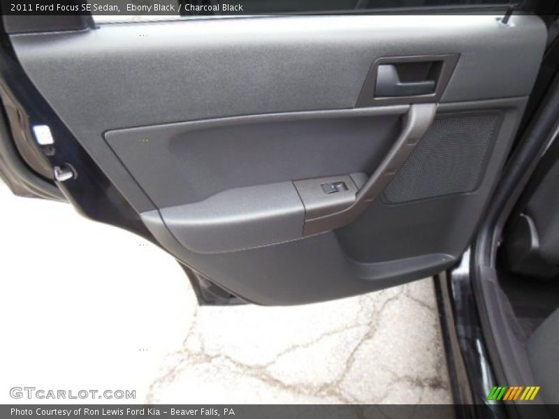 Ebony Black / Charcoal Black 2011 Ford Focus SE Sedan