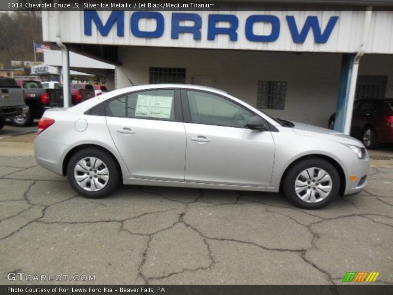 Silver Ice Metallic / Jet Black/Medium Titanium 2013 Chevrolet Cruze LS