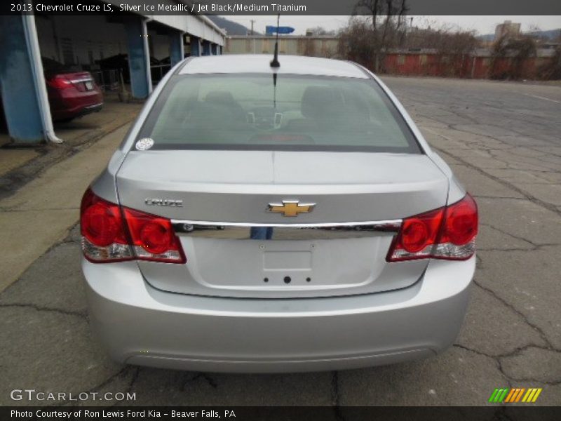 Silver Ice Metallic / Jet Black/Medium Titanium 2013 Chevrolet Cruze LS