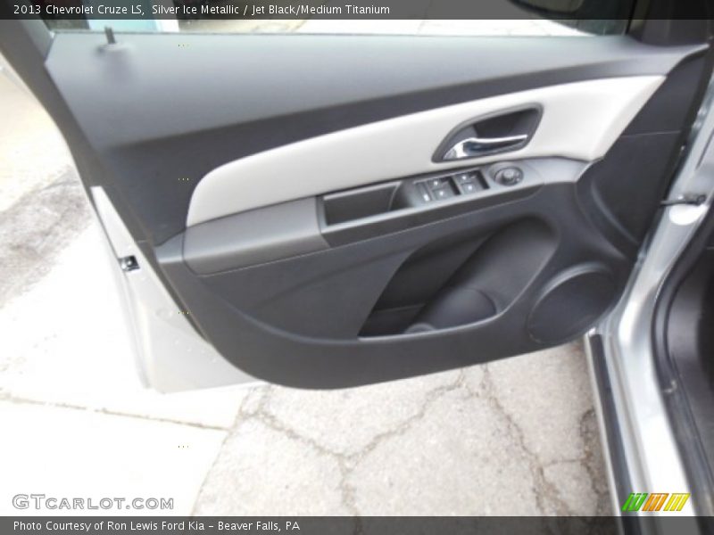 Silver Ice Metallic / Jet Black/Medium Titanium 2013 Chevrolet Cruze LS