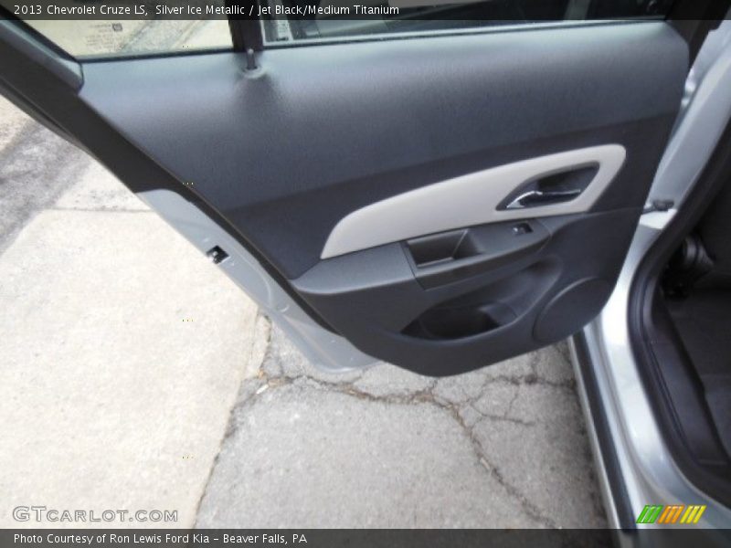 Silver Ice Metallic / Jet Black/Medium Titanium 2013 Chevrolet Cruze LS