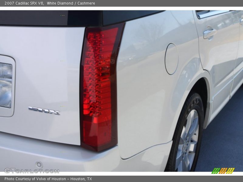 White Diamond / Cashmere 2007 Cadillac SRX V8