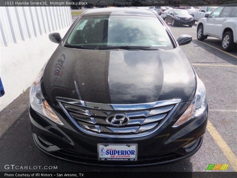 Midnight Black / Black 2013 Hyundai Sonata SE