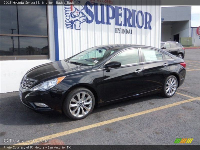 Midnight Black / Black 2013 Hyundai Sonata SE