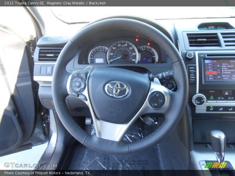 Magnetic Gray Metallic / Black/Ash 2013 Toyota Camry SE