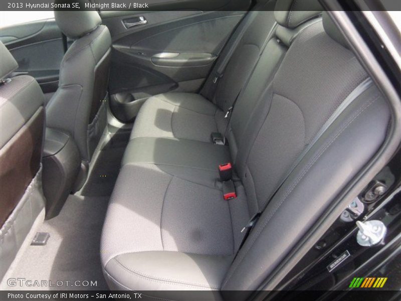 Midnight Black / Black 2013 Hyundai Sonata SE