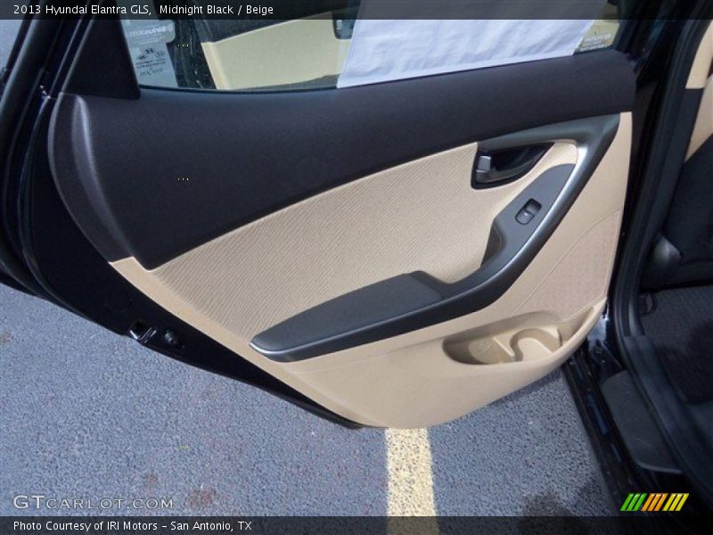 Midnight Black / Beige 2013 Hyundai Elantra GLS
