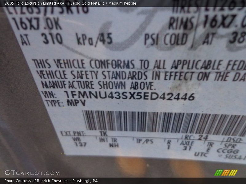Pueblo Gold Metallic / Medium Pebble 2005 Ford Excursion Limited 4X4