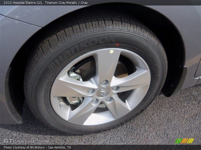 Titanium Gray Metallic / Gray 2013 Hyundai Elantra GLS