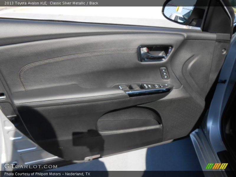 Classic Silver Metallic / Black 2013 Toyota Avalon XLE