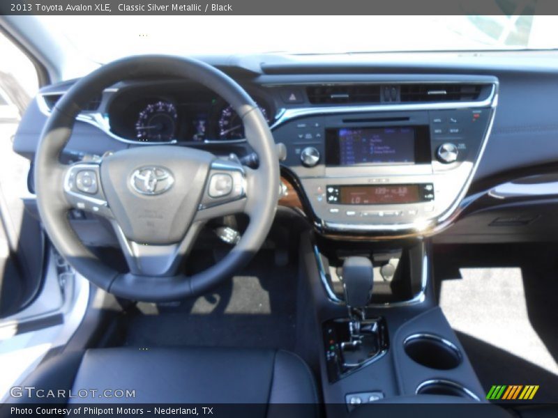 Classic Silver Metallic / Black 2013 Toyota Avalon XLE