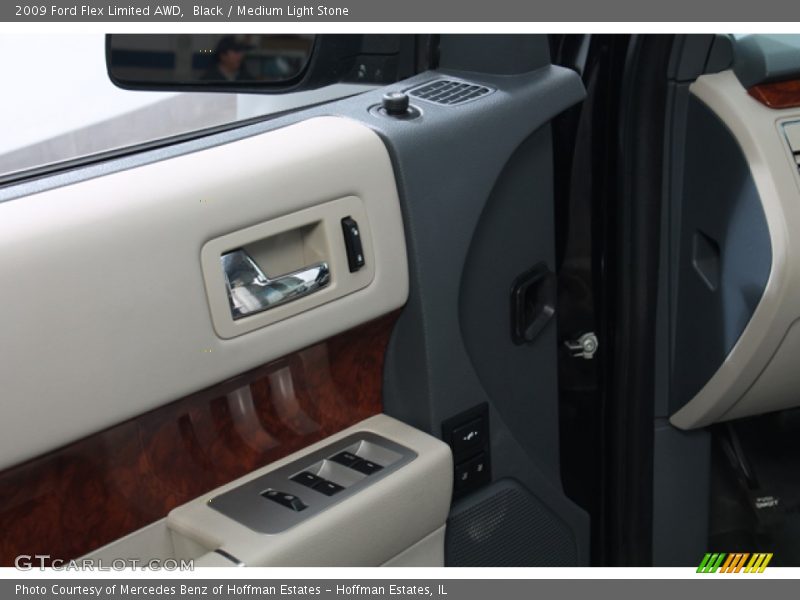 Black / Medium Light Stone 2009 Ford Flex Limited AWD