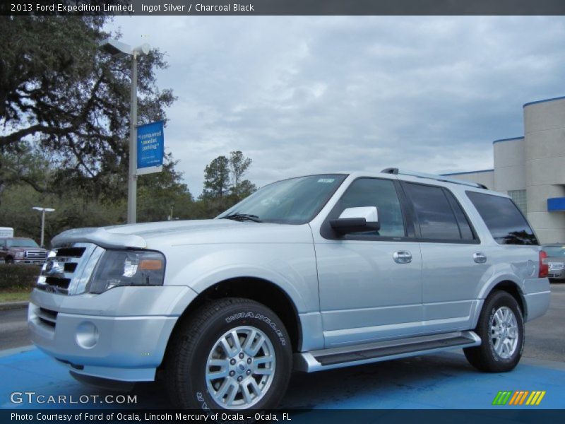 Front 3/4 View of 2013 Expedition Limited