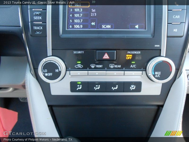 Classic Silver Metallic / Ash 2013 Toyota Camry LE