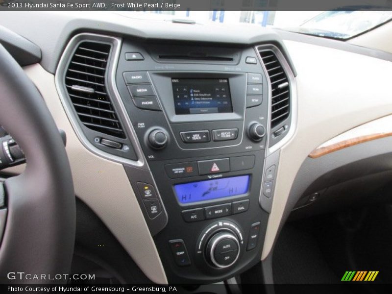 Frost White Pearl / Beige 2013 Hyundai Santa Fe Sport AWD