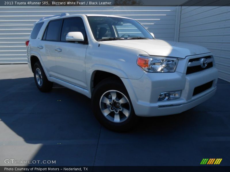 Blizzard White Pearl / Black Leather 2013 Toyota 4Runner SR5
