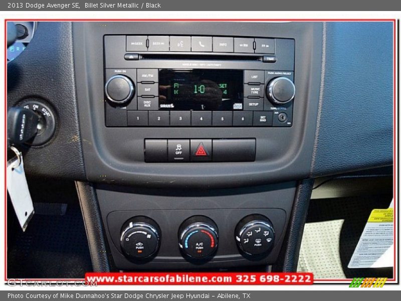 Billet Silver Metallic / Black 2013 Dodge Avenger SE