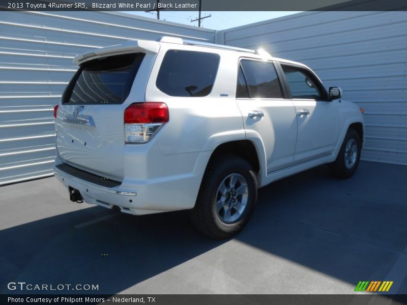 Blizzard White Pearl / Black Leather 2013 Toyota 4Runner SR5