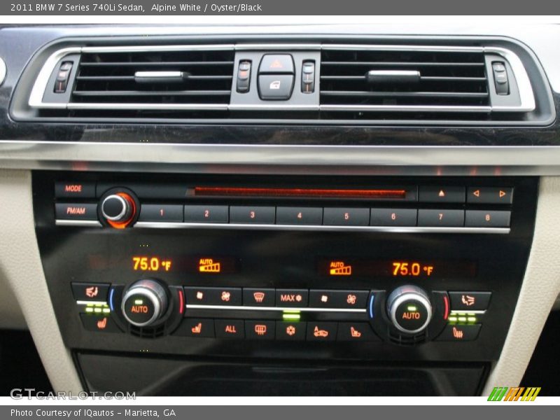 Controls of 2011 7 Series 740Li Sedan