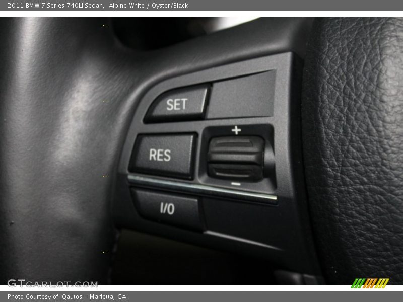 Controls of 2011 7 Series 740Li Sedan