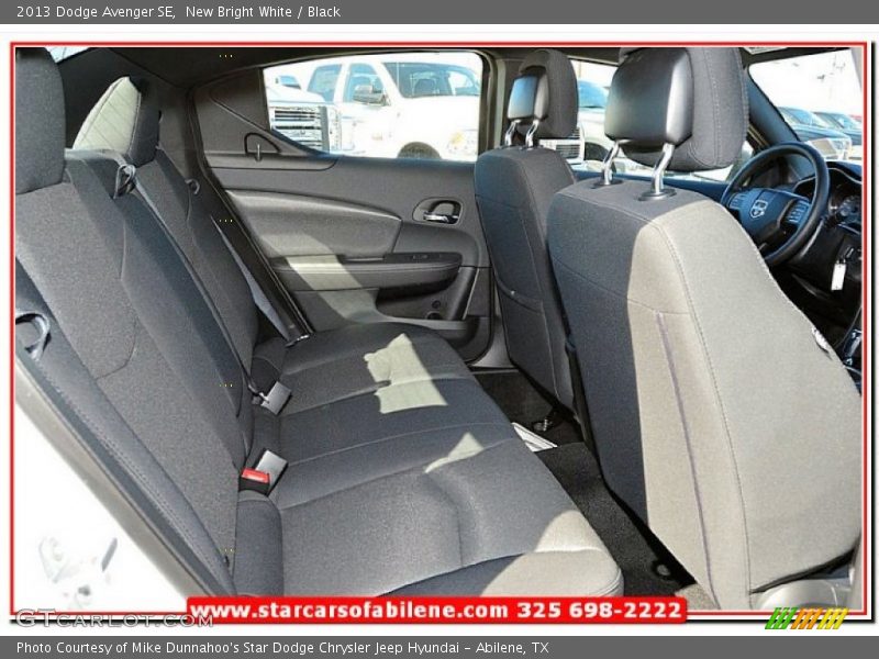 New Bright White / Black 2013 Dodge Avenger SE