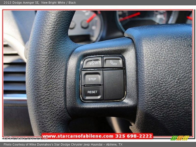 New Bright White / Black 2013 Dodge Avenger SE