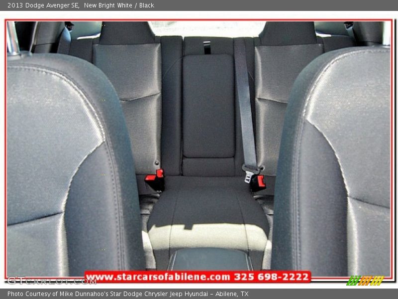 New Bright White / Black 2013 Dodge Avenger SE