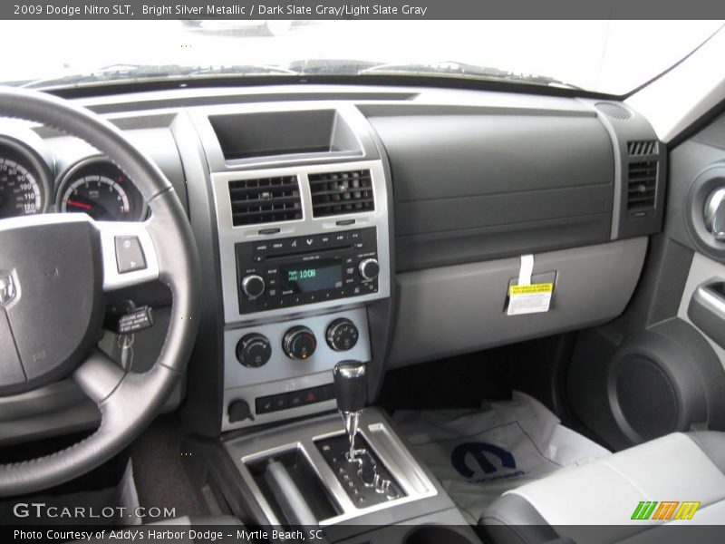 Bright Silver Metallic / Dark Slate Gray/Light Slate Gray 2009 Dodge Nitro SLT