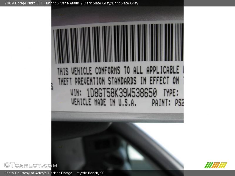 Bright Silver Metallic / Dark Slate Gray/Light Slate Gray 2009 Dodge Nitro SLT