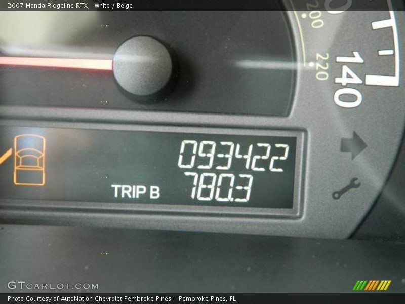 White / Beige 2007 Honda Ridgeline RTX