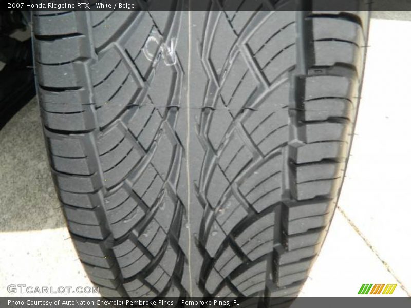 White / Beige 2007 Honda Ridgeline RTX