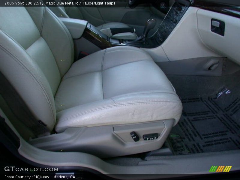 Magic Blue Metallic / Taupe/Light Taupe 2006 Volvo S80 2.5T