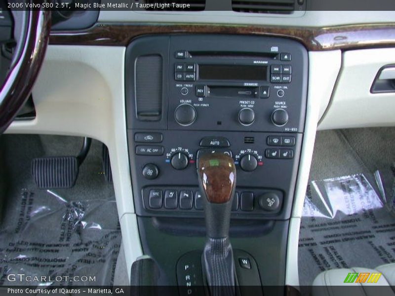 Magic Blue Metallic / Taupe/Light Taupe 2006 Volvo S80 2.5T