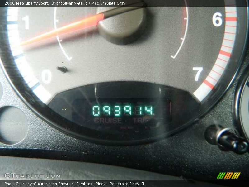 Bright Silver Metallic / Medium Slate Gray 2006 Jeep Liberty Sport