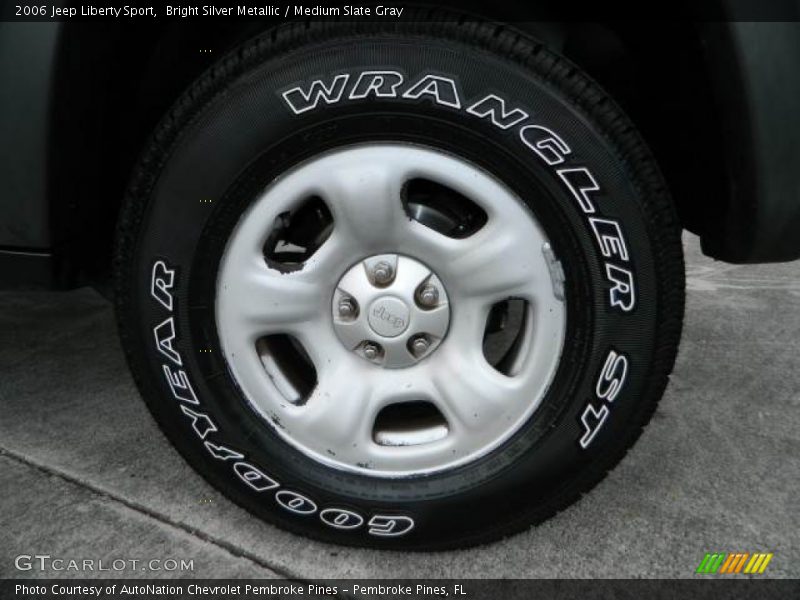 Bright Silver Metallic / Medium Slate Gray 2006 Jeep Liberty Sport