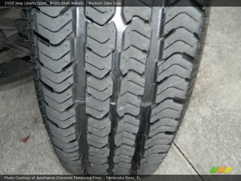 Bright Silver Metallic / Medium Slate Gray 2006 Jeep Liberty Sport