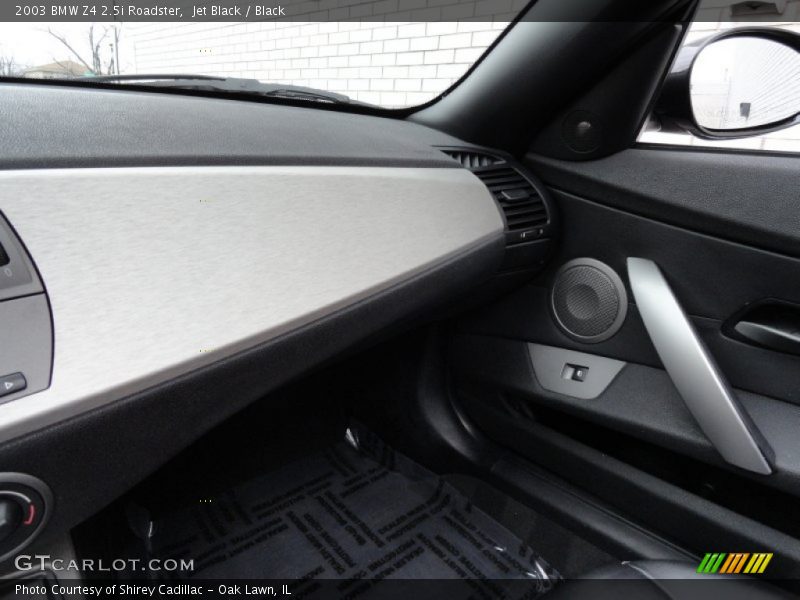 Jet Black / Black 2003 BMW Z4 2.5i Roadster
