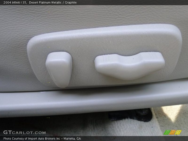 Desert Platinum Metallic / Graphite 2004 Infiniti I 35